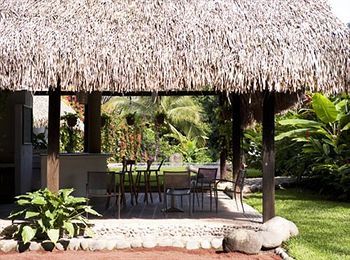 Okavango Jalcomulco المظهر الخارجي الصورة
